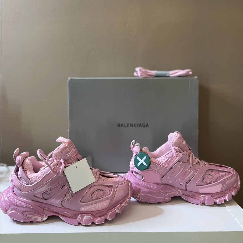 New Balenciaga Pink Track Sneaker - Picture 5 of 9
